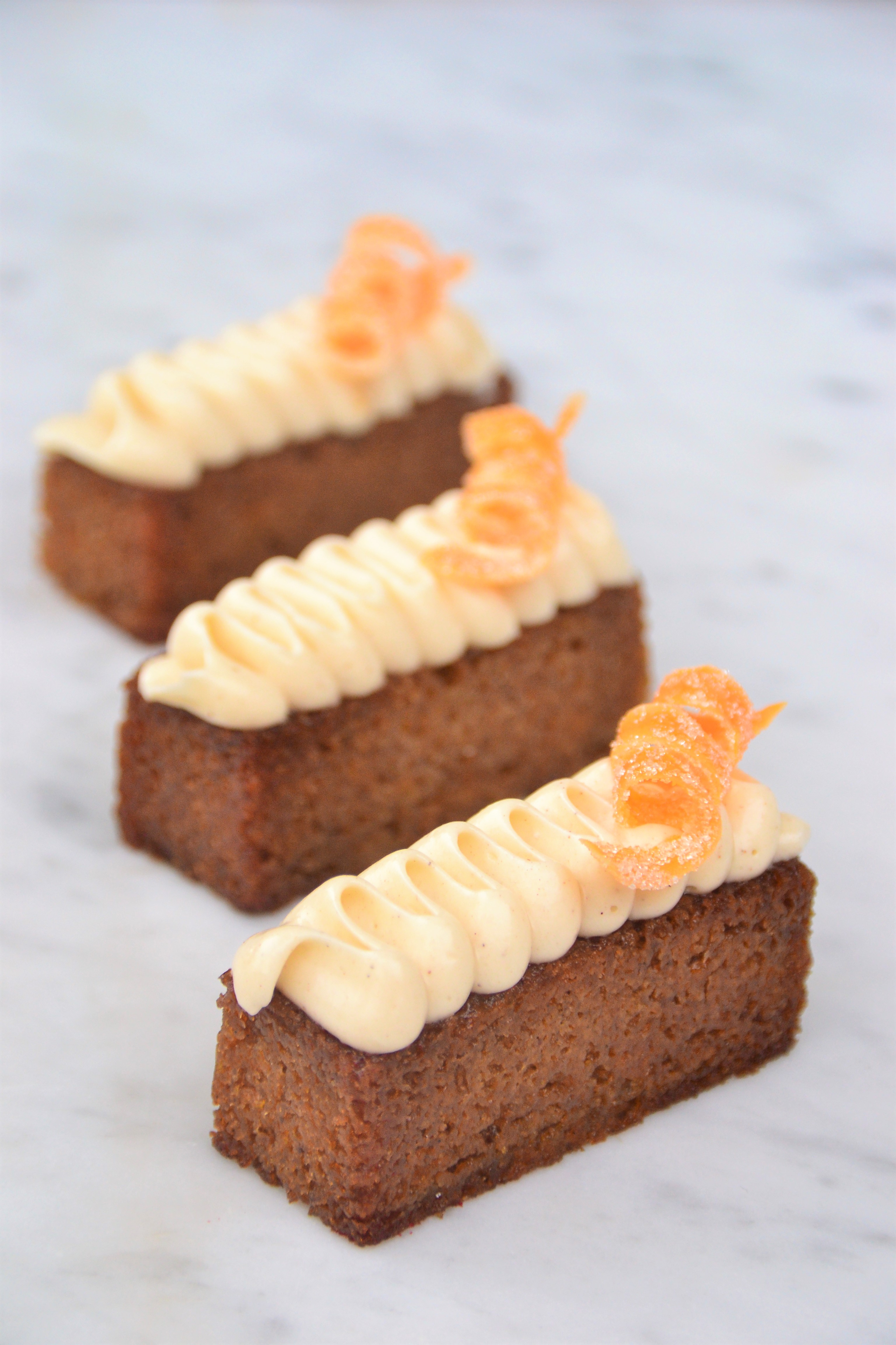 LUXE MINI CARROT CAKES
