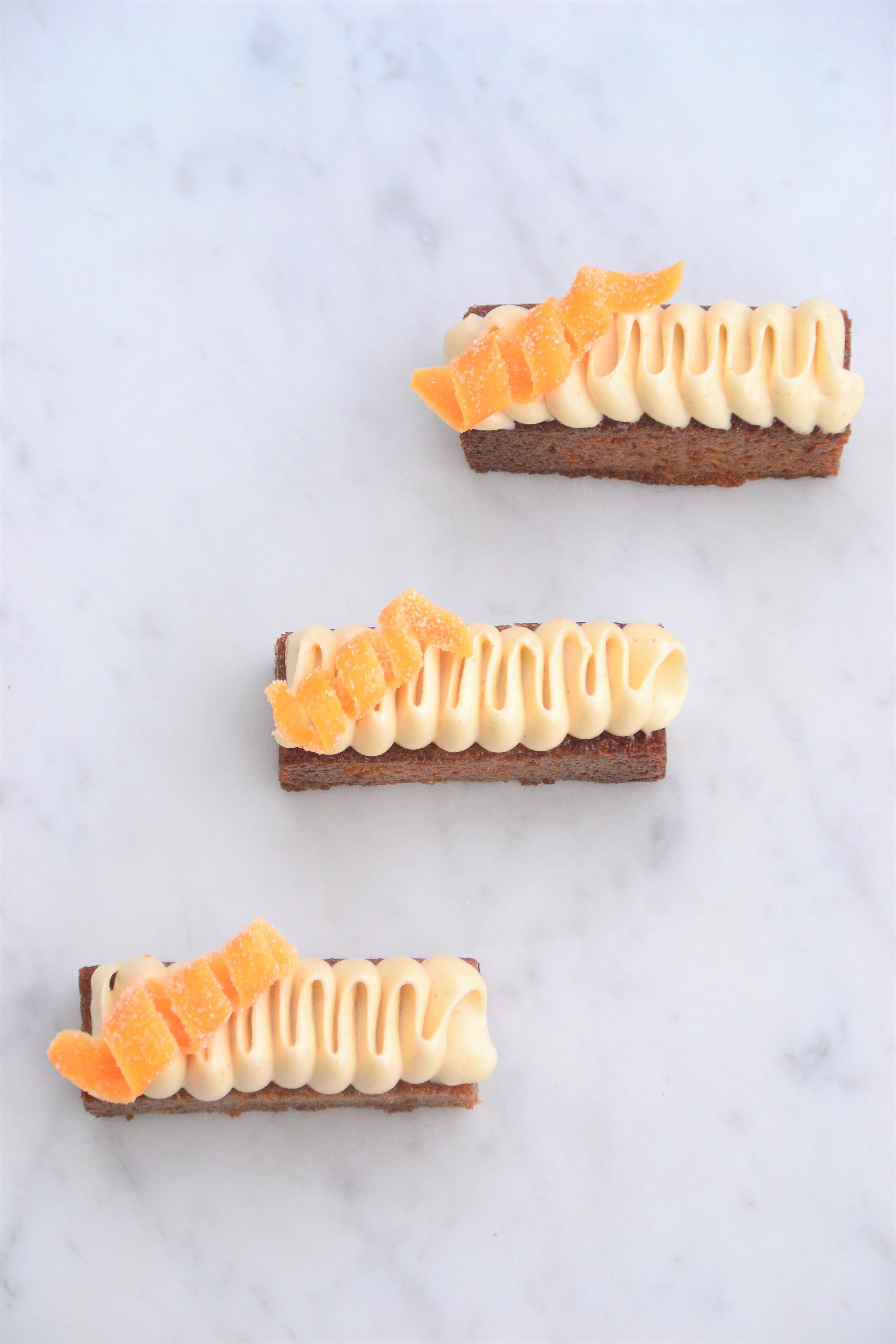 LUXE MINI CARROT CAKES